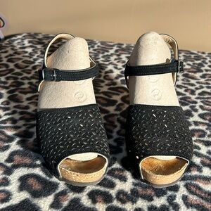 NWOB(ox) Spring Step Leather and cork Wedge-38